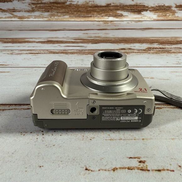 Canon PowerShot A20 2.1MP Digital Camera 3x Zoom Silver Compact - Picture 7 of 7